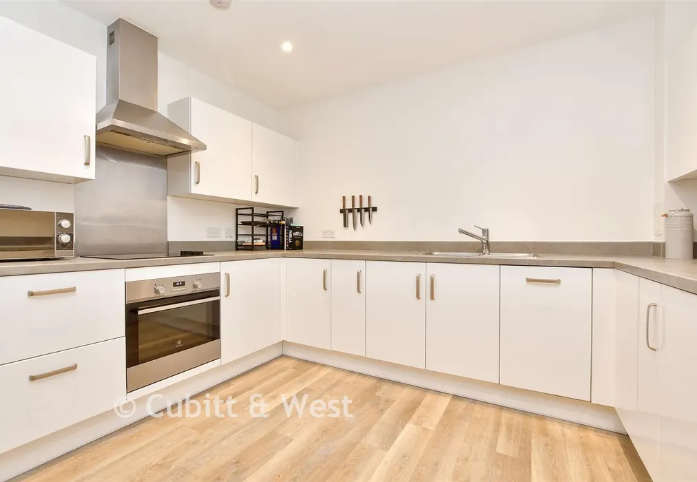 Kitchen / Lounge / Dining Room - High Street, Sutton, Surrey - Wards of Kent
