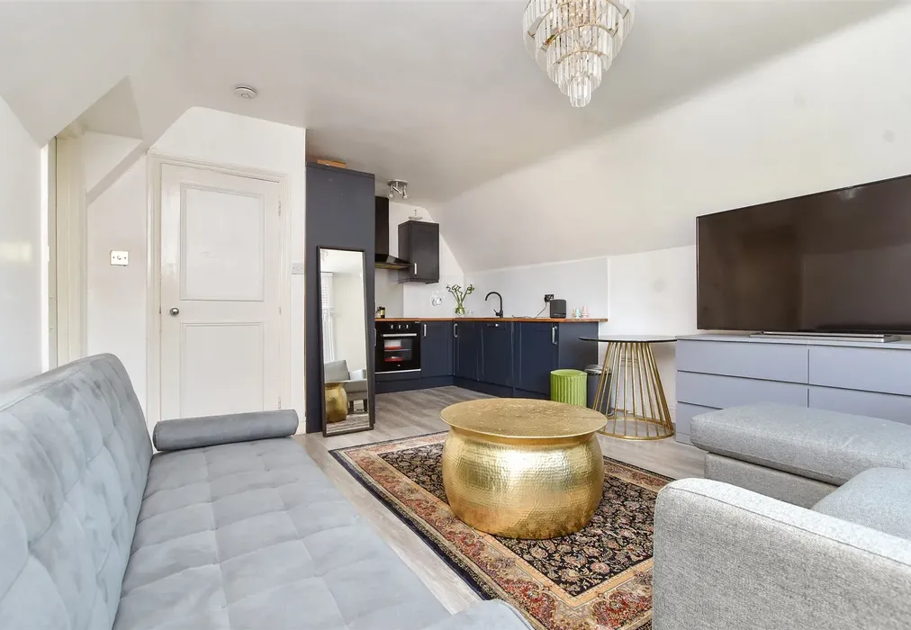 Lounge - Brighton Road, Sutton, Surrey - Wards of Kent