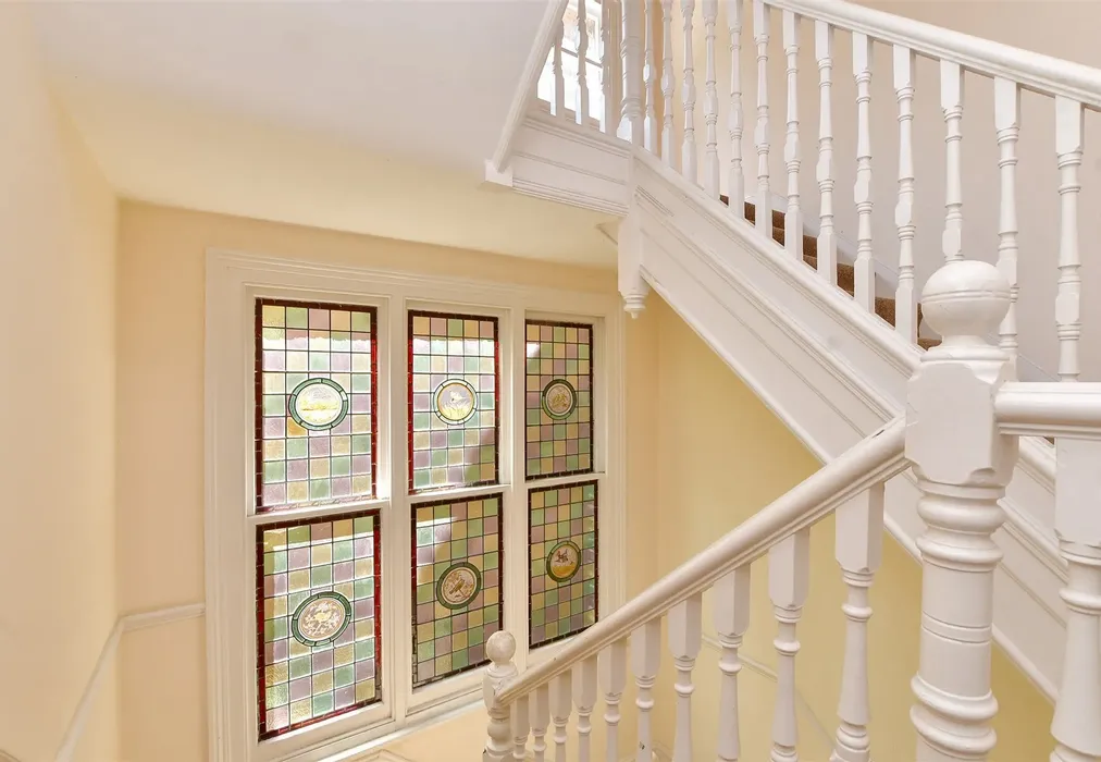 Internal Feature - Brighton Road, Sutton, Surrey - Wards of Kent