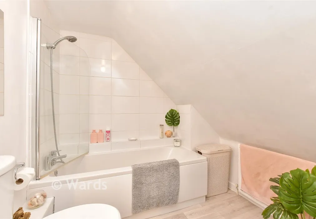 Bathroom - King Edward Road, Gillingham, Kent - Wards of Kent