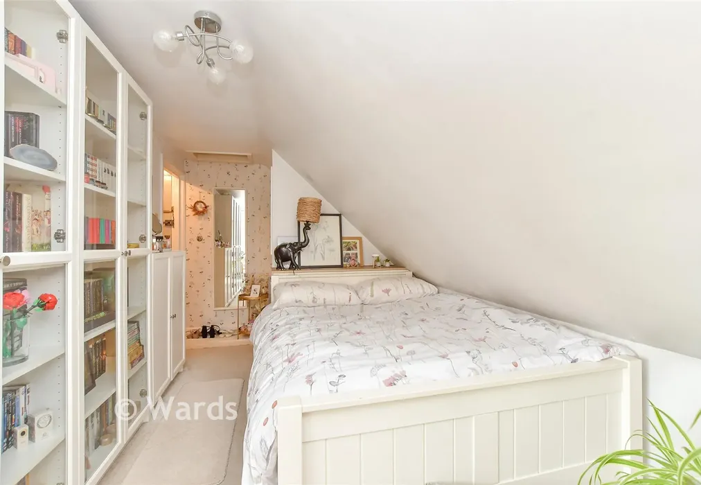 Bedroom/      Kitchen/   Living Area - King Edward Road, Gillingham, Kent - Wards of Kent