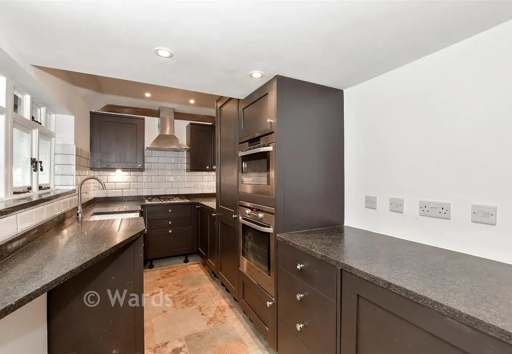 Kitchen - Well Street, Loose, Maidstone, Kent - Wards of Kent