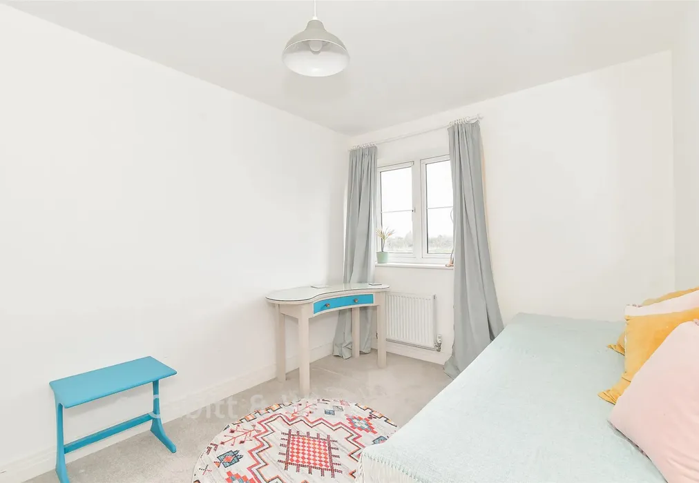Bedroom 2 - Sandpiper Road, Chichester, West Sussex - Wards of Kent