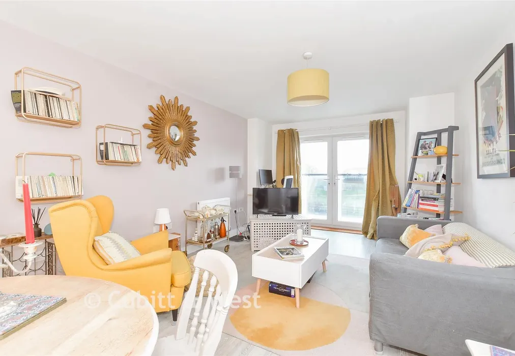 Lounge/ Kitchen  - Sandpiper Road, Chichester, West Sussex - Wards of Kent