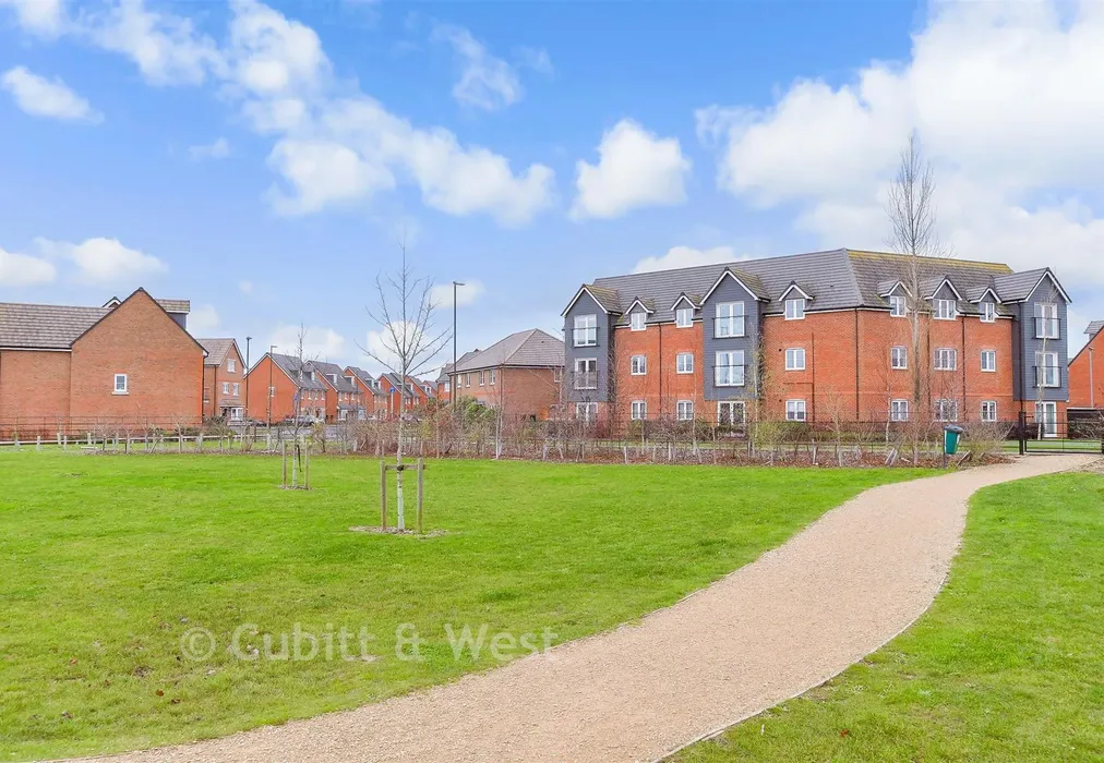 Surrounding Area - Sandpiper Road, Chichester, West Sussex - Wards of Kent