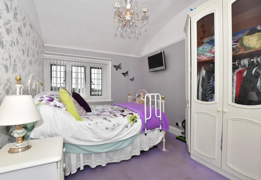 Bedroom - Joss Gap Road, Broadstairs, Kent - Wards of Kent