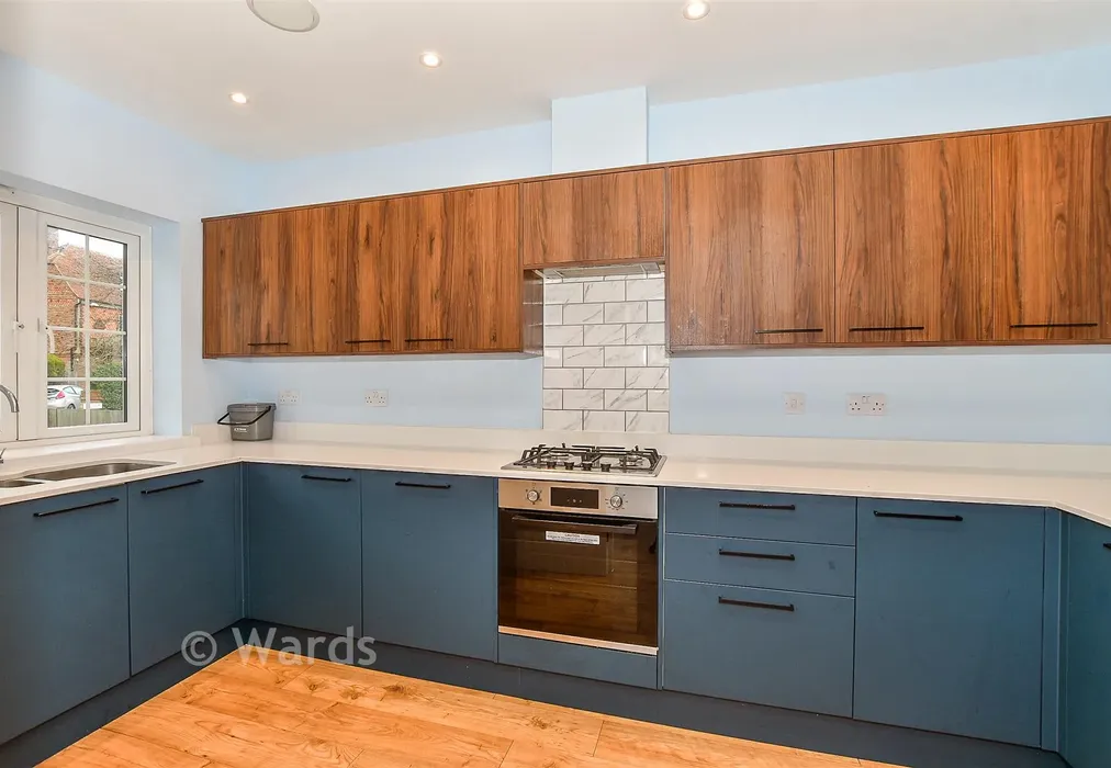 Kitchen - Bishop Close, High Halden, Ashford, Kent - Wards of Kent