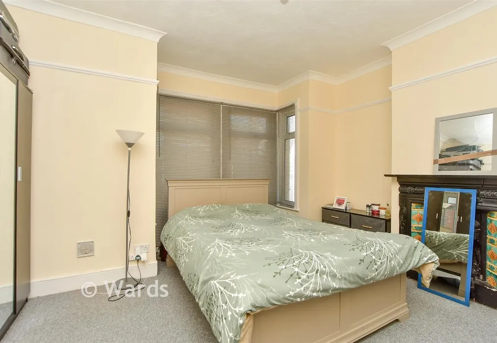 Bedroom 1 - Canterbury Street, Gillingham, Kent - Wards of Kent