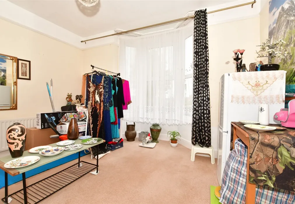 Lounge - Sussex Road, New Romney, Kent - Wards of Kent