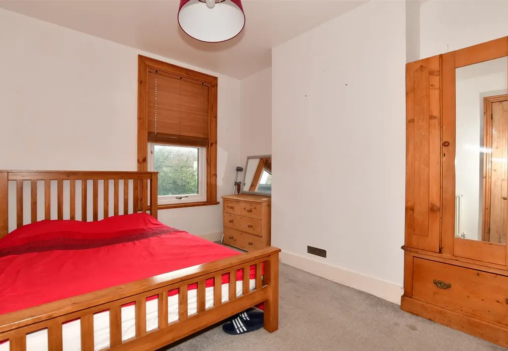 Bedroom 2 - Hollicondane Road, Ramsgate, Kent - Wards of Kent