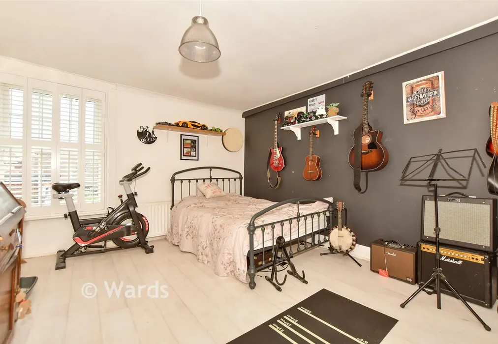 Bedroom 2 - South Street, Lydd, Kent - Wards of Kent