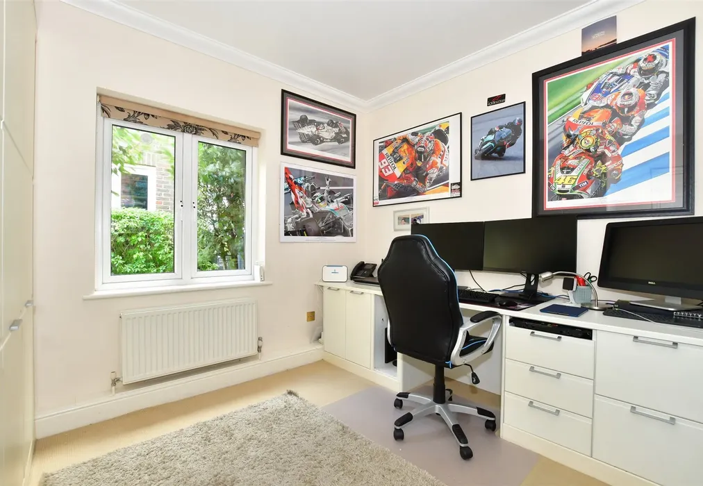 Study - Foreland Heights, Broadstairs, Kent - Wards of Kent