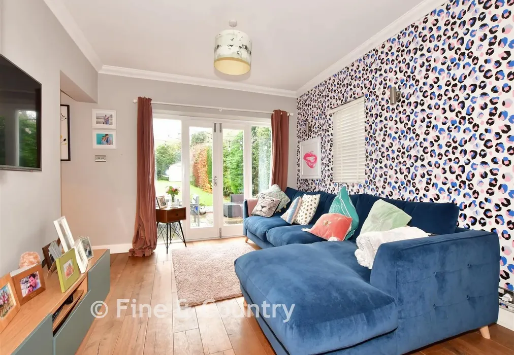 Lounge - Valley Road, Barham, Canterbury, Kent - Wards of Kent