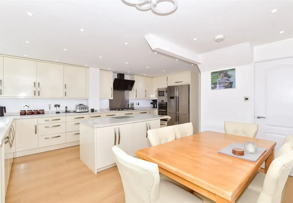 Kitchen/Diner - Gorham Close, Snodland, Kent - Wards of Kent