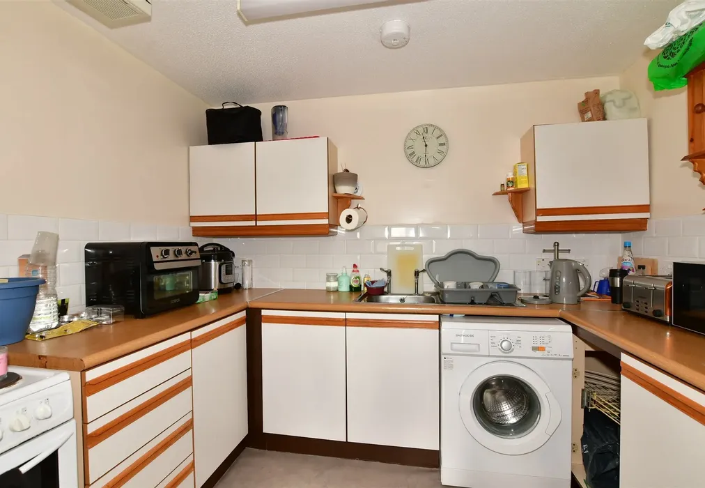 Kitchen - High Street, Ramsgate, Kent - Wards of Kent