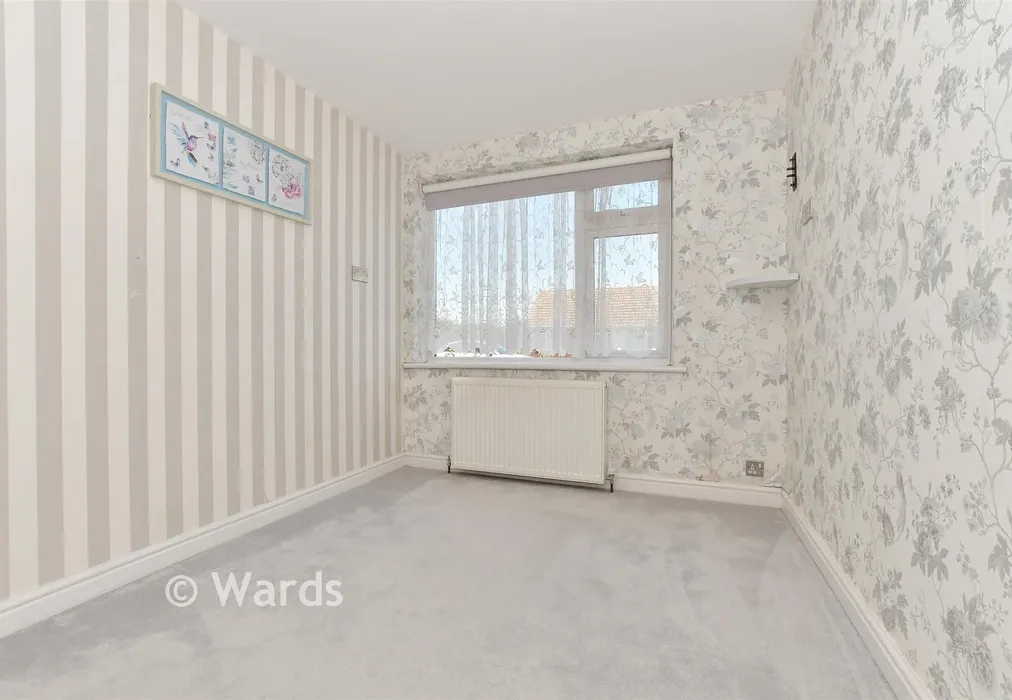 Bedroom 2 - Kite Farm, Whitstable, Kent - Wards of Kent