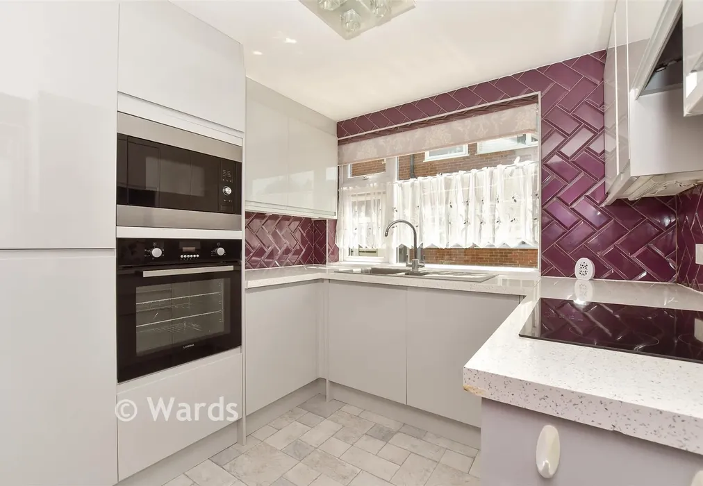 Kitchen - Kite Farm, Whitstable, Kent - Wards of Kent