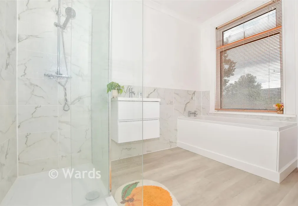 Shower Room - Muir Road, Maidstone, Kent - Wards of Kent
