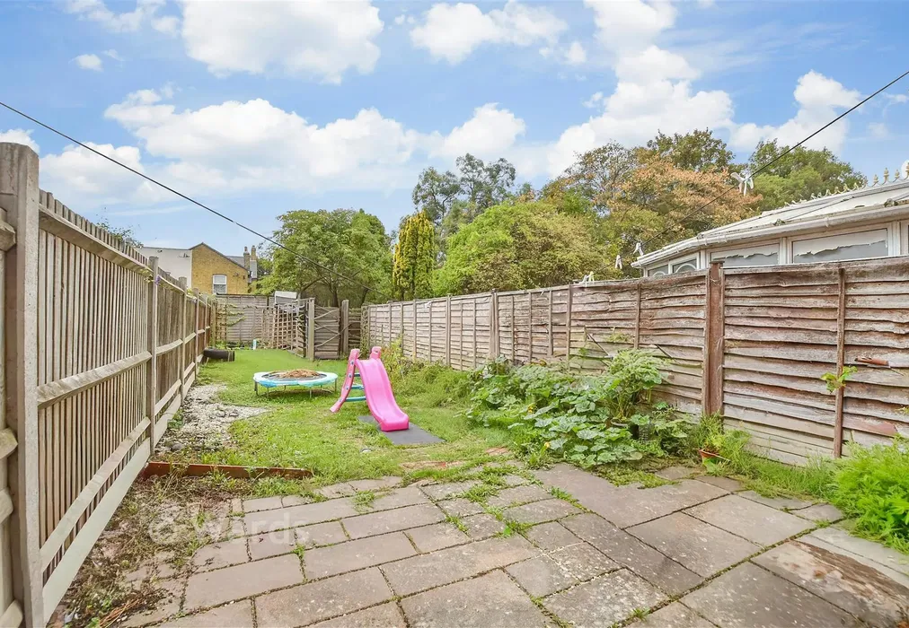 Rear Garden - Muir Road, Maidstone, Kent - Wards of Kent