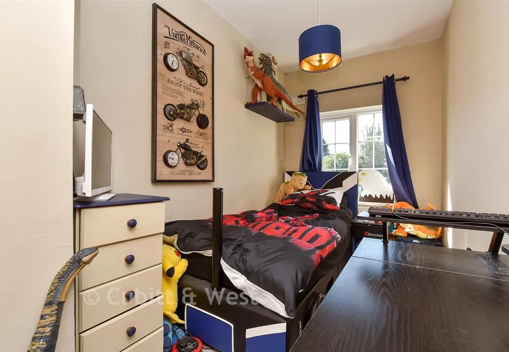 Bedroom 3 - Warren Road, Banstead, Surrey - Wards of Kent