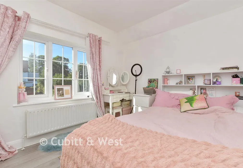 Bedroom 2 - Warren Road, Banstead, Surrey - Wards of Kent