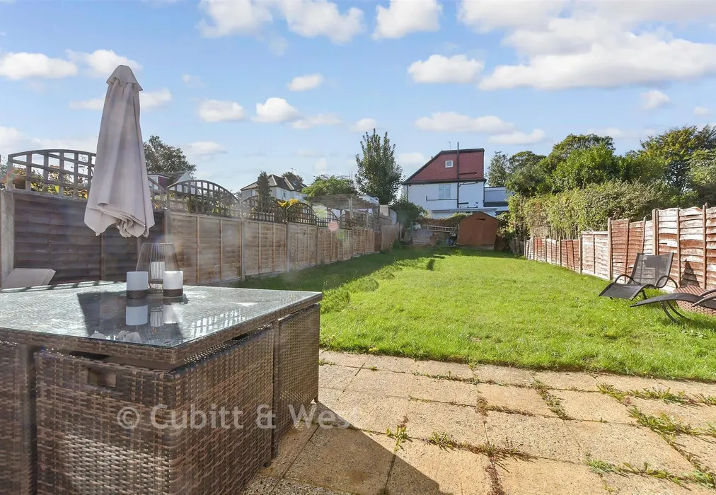 Rear Garden - Warren Road, Banstead, Surrey - Wards of Kent