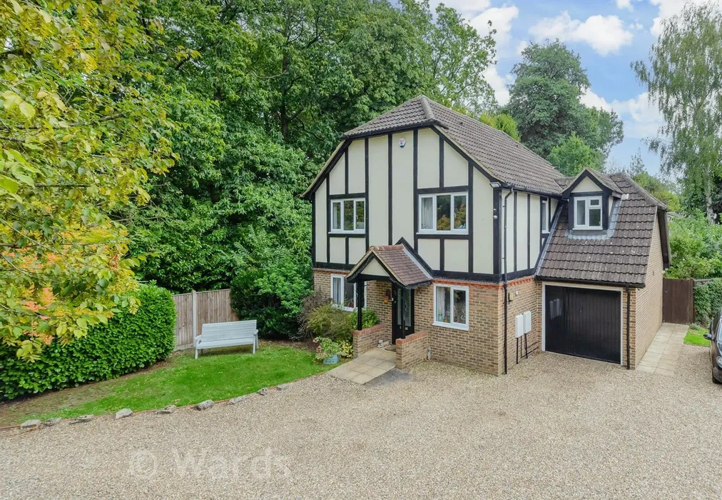 Front Elevation - Harvel Road, Meopham, Kent - Wards of Kent