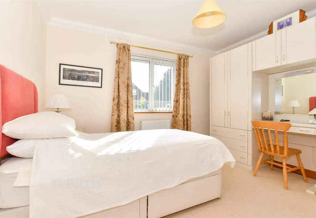 Bedroom 2 - St. Saviour's Road, Totland Bay, Isle of Wight - Wards of Kent