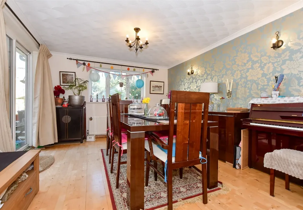 Dining Area - Lower Street, Tilmanstone, Deal, Kent - Wards of Kent