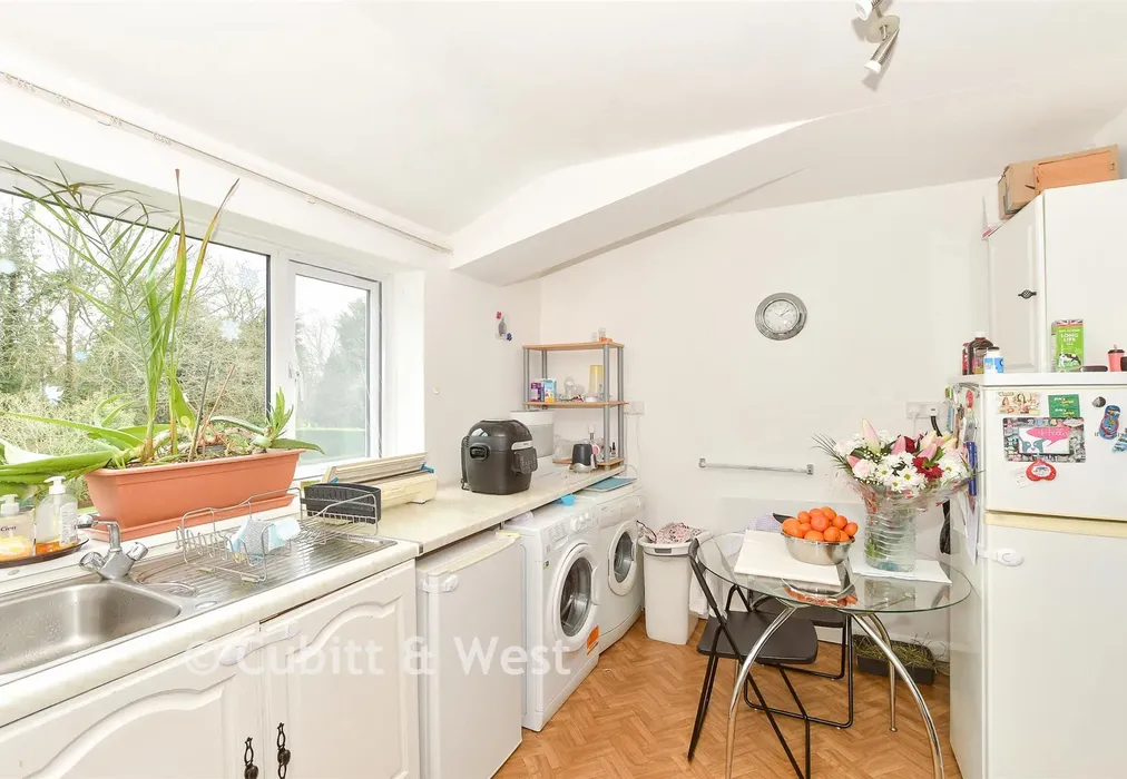 Kitchen/Dining Room - Poles Lane, Lowfield Heath, Crawley, West Sussex - Wards of Kent