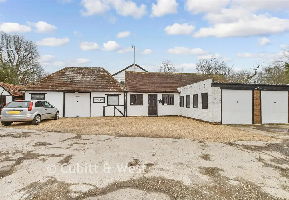 Workshop/Outbuildings - Poles Lane, Lowfield Heath, Crawley, West Sussex - Wards of Kent