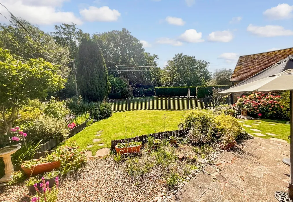 Rear Elevation - Poles Lane, Lowfield Heath, Crawley, West Sussex - Wards of Kent