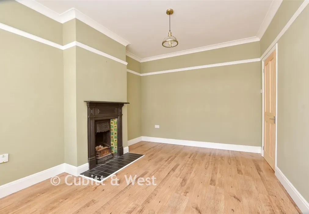 Lounge - Elm Road, Purley, Surrey - Wards of Kent