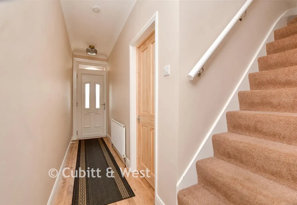 Entrance Hall - Elm Road, Purley, Surrey - Wards of Kent