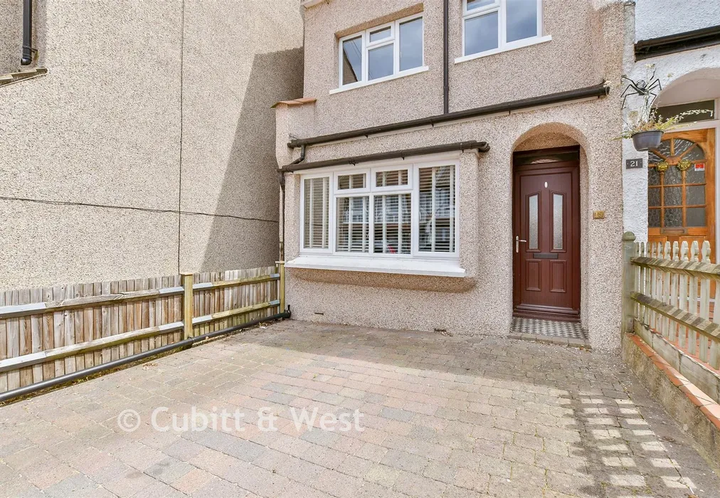 Driveway/Parking - Elm Road, Purley, Surrey - Wards of Kent