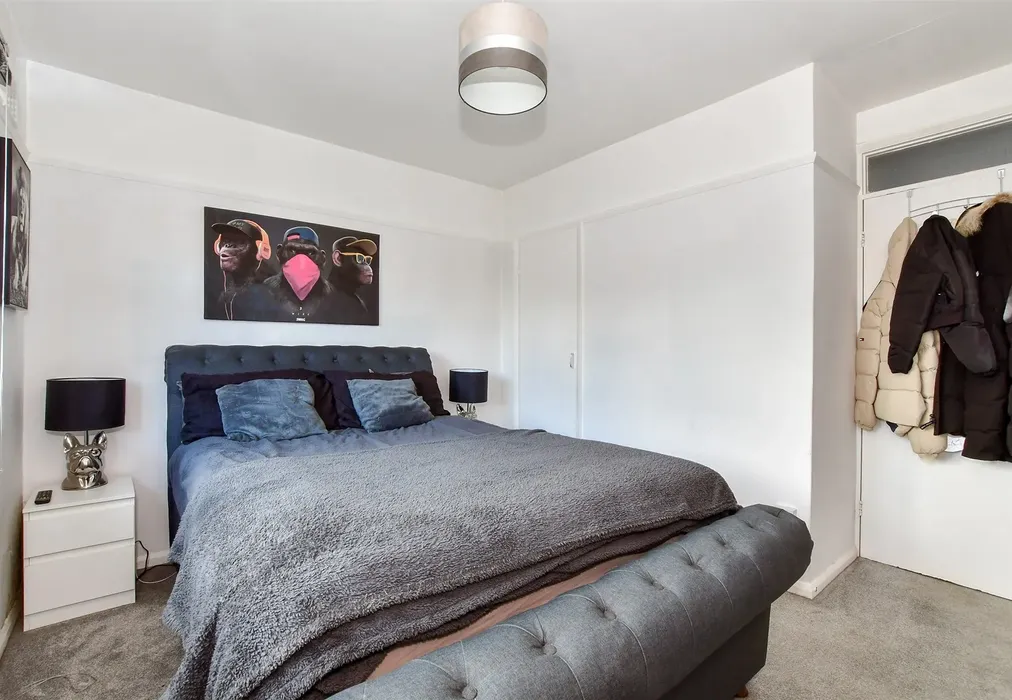 Bedroom - Charing Crescent, Westgate-On-Sea, Kent - Wards of Kent