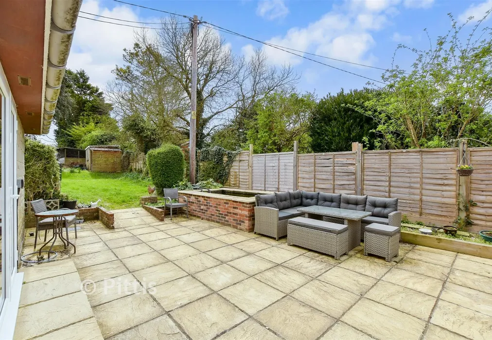 Patio / Decking - Wellow Top Road, Wellow, Yarmouth, Isle of Wight - Wards of Kent