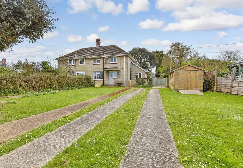 Driveway/Parking - Wellow Top Road, Wellow, Yarmouth, Isle of Wight - Wards of Kent