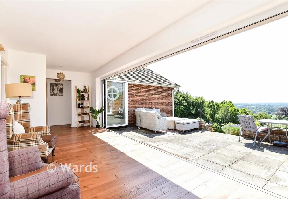 Internal Lifestyle Photograph - Chart Road, Sutton Valence, Maidstone, Kent - Wards of Kent