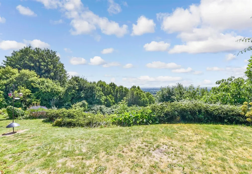 Rear Garden - Chart Road, Sutton Valence, Maidstone, Kent - Wards of Kent