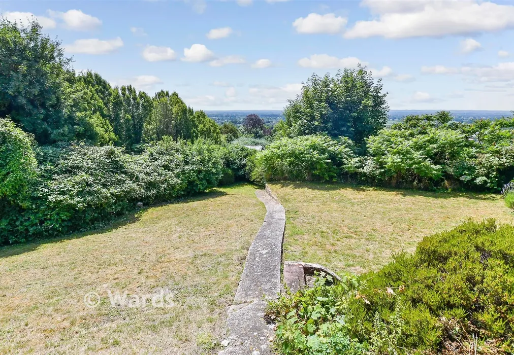 Rear Garden - Chart Road, Sutton Valence, Maidstone, Kent - Wards of Kent