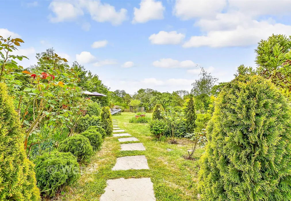 Rear Garden - Rolvenden Road, Tenterden, Kent - Wards of Kent