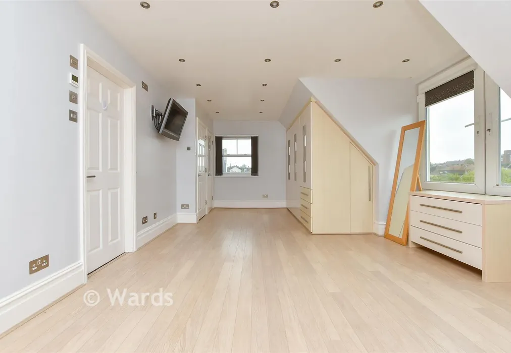 Bedroom 1 - King Street, Margate, Kent - Wards of Kent