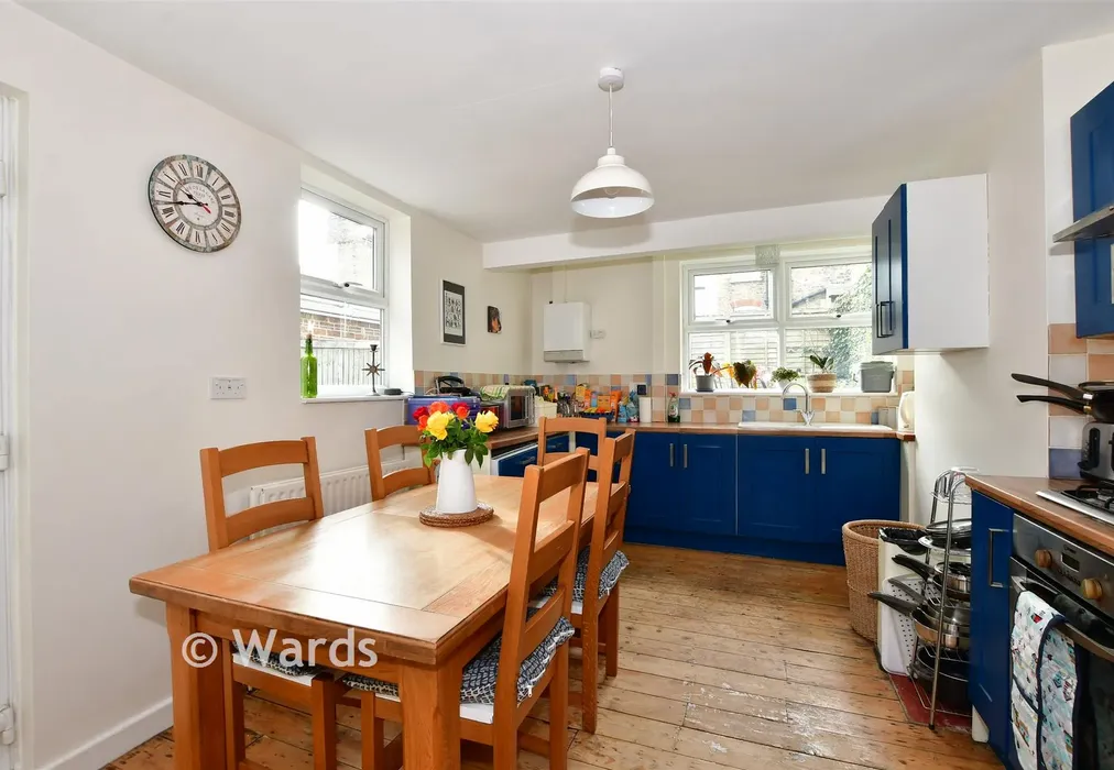 Kitchen/Breakfast Room - Approach Road, Broadstairs, Kent - Wards of Kent