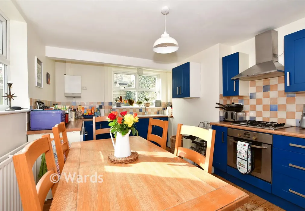 Kitchen/Breakfast Room - Approach Road, Broadstairs, Kent - Wards of Kent