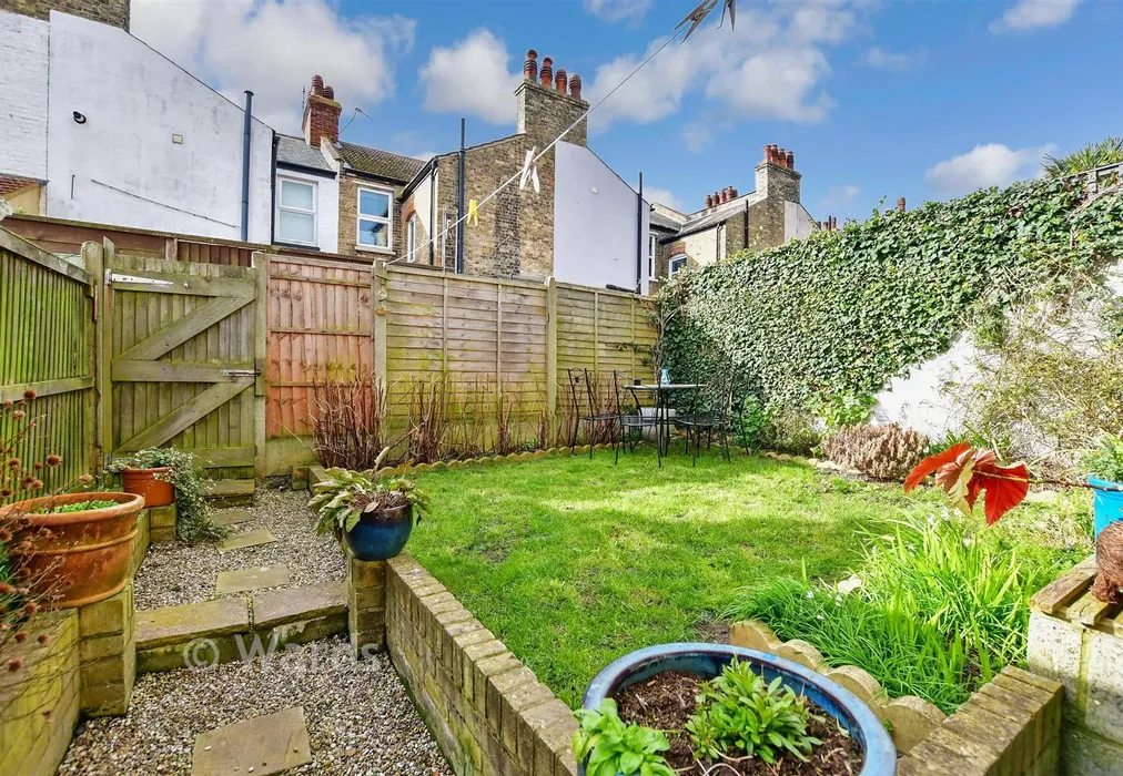 Rear Garden - Approach Road, Broadstairs, Kent - Wards of Kent