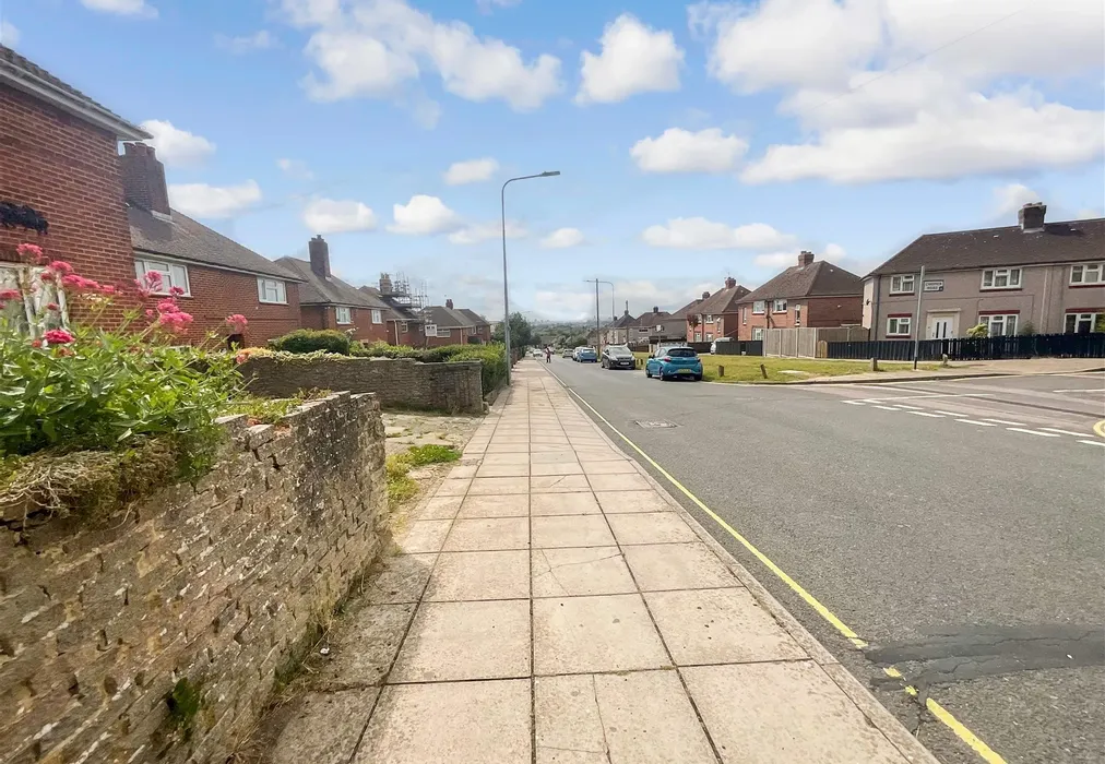 Street View - Wymering Lane, Portsmouth, Hampshire - Wards of Kent