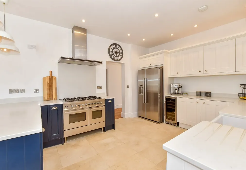 Kitchen/Diner - Old Worthing Road, East Preston, West Sussex - Wards of Kent