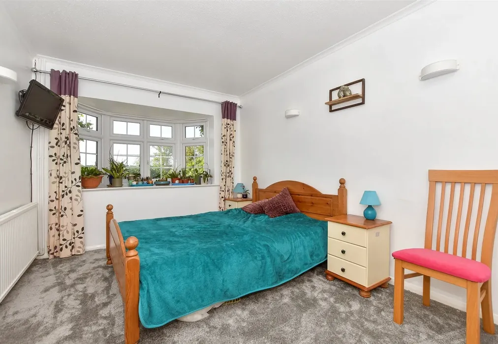 Bedroom 5 - Lossenham Lane, Newenden, Kent - Wards of Kent
