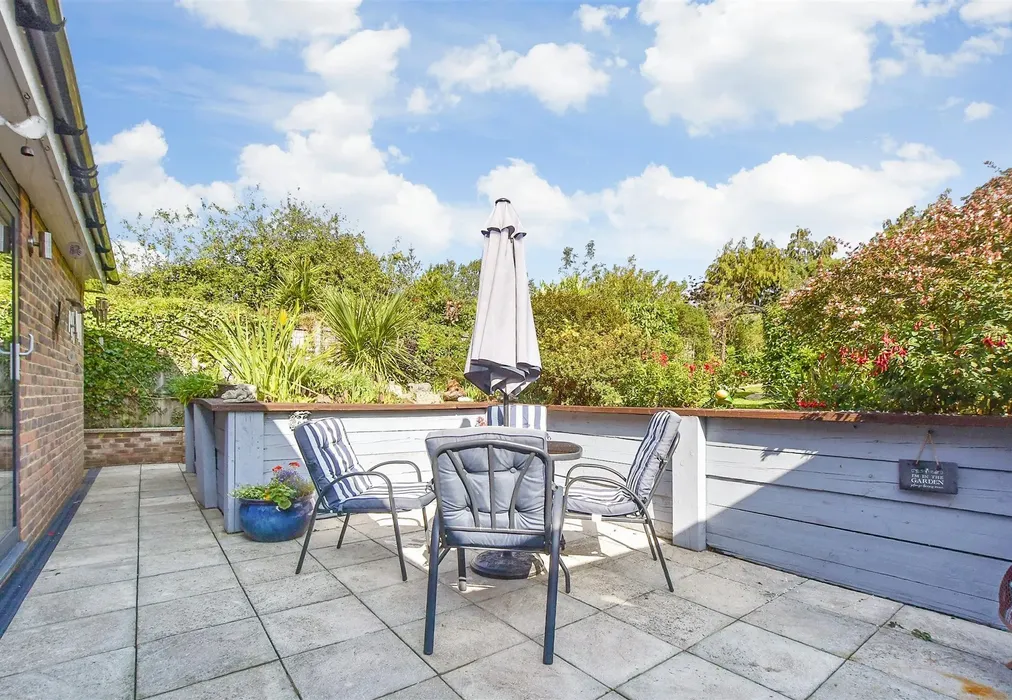 Patio / Decking - Lossenham Lane, Newenden, Kent - Wards of Kent
